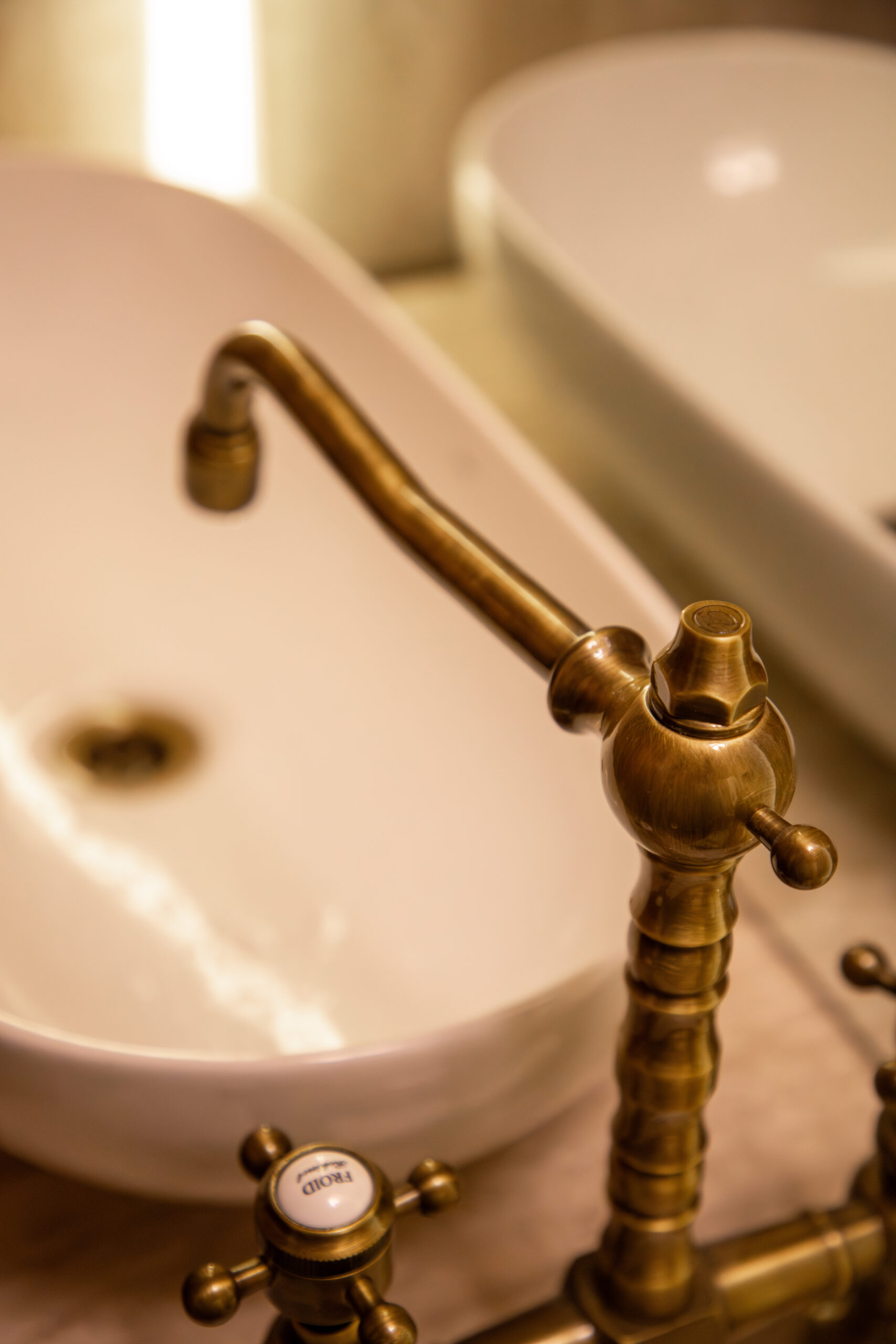 Möbel-baño celular11